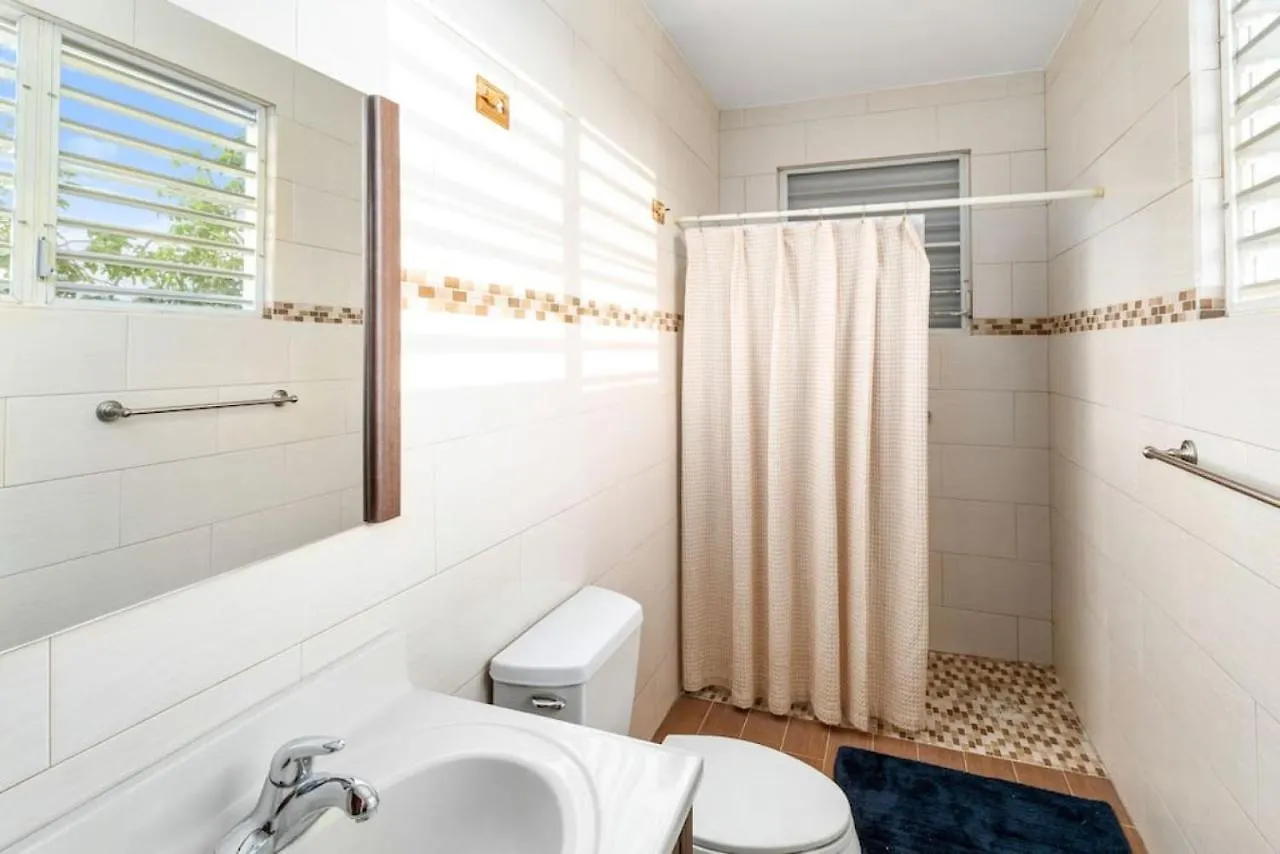 Дом отдыха Villa Ensueno A 3 Bdr House In The Mountain Ринкон